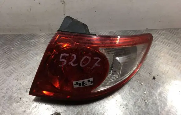 Hyundai Santa Fe Rear/tail lights 924022B00