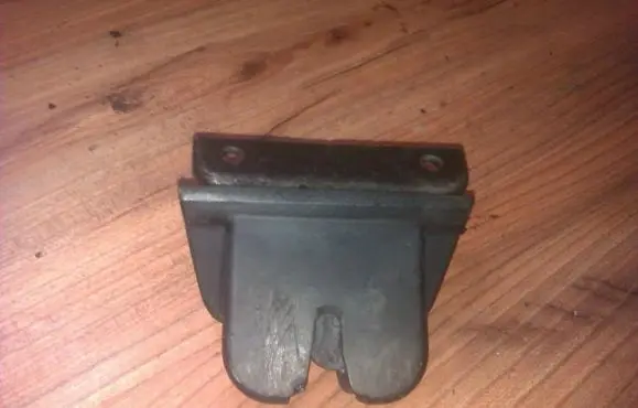 Audi A6 S6 C5 4B Tailgate/trunk/boot lock/catch/latch