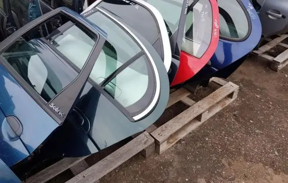 Jaguar S-Type Rear door