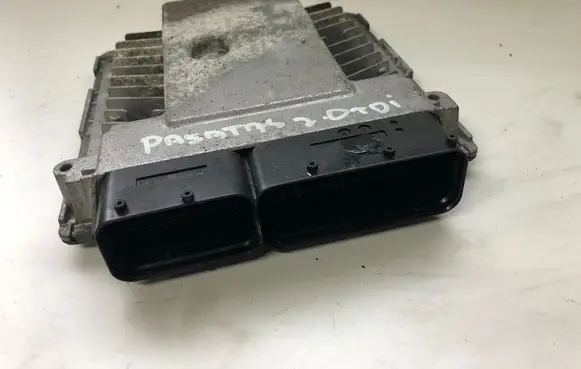Volkswagen PASSAT B6 Engine control unit/module 03G906018CK