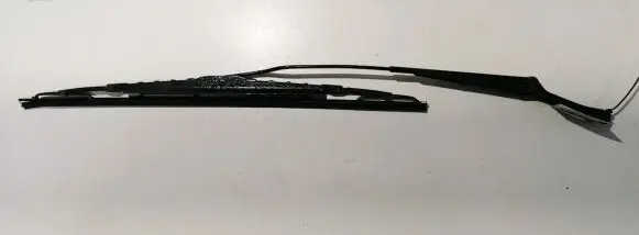 Volkswagen PASSAT B5 Front wiper blade arm 3B1955409