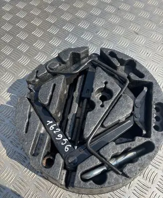 Opel Astra H Lift Jack 13162851 8378