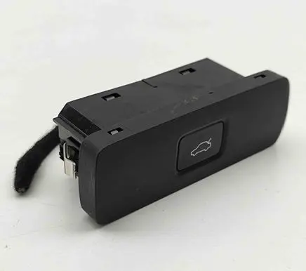 Polestar 2 Tailgate/boot open switch button 32350330 P32350330