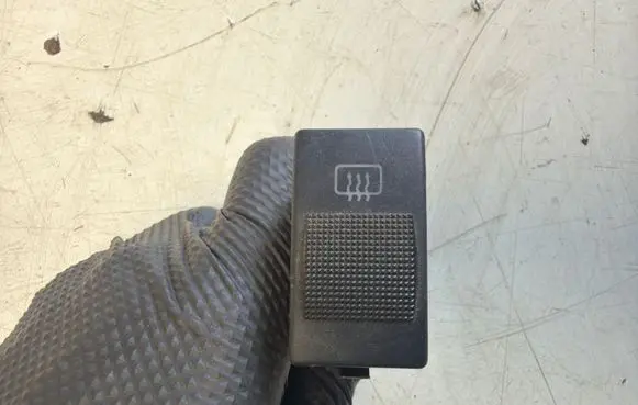Audi A4 S4 B5 8D Windscreen/window heater switch 4D0941503
