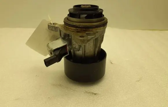 Jaguar XJ X351 Water pump FW938501AB 010025803