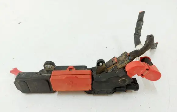 Land Rover Defender Current control relay L8B2-14A073-MC