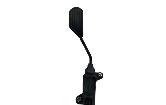 Toyota Yaris Accelerator throttle pedal 781100D100