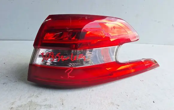 Peugeot 308 Rear/tail lights 9678093880