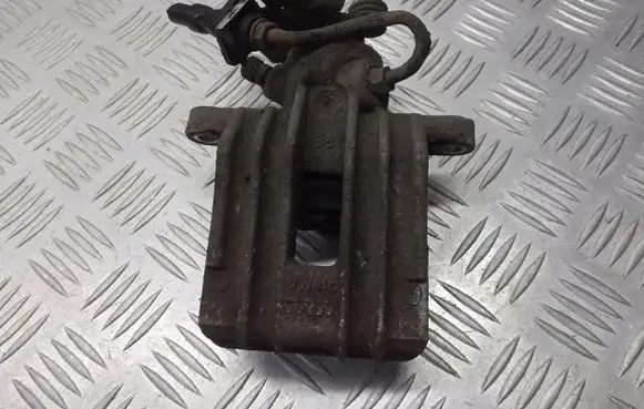 Skoda Octavia Mk2 (1Z) Rear brake caliper