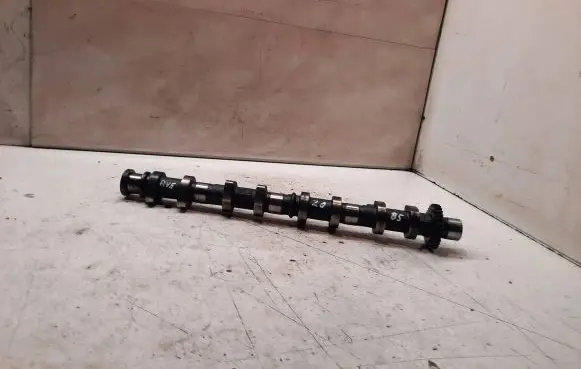 Toyota Avensis T250 Camshaft KLA