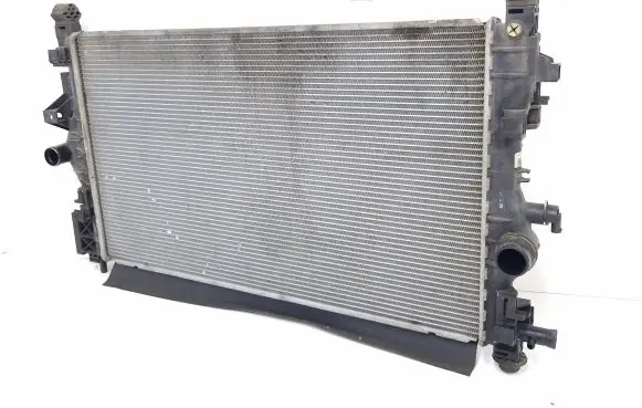 Coolant radiator