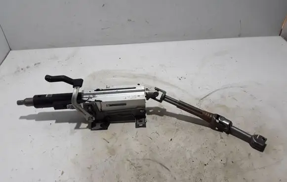 Volvo XC40 Steering column universal joint 32246325