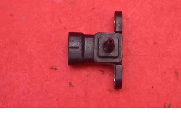 Mazda 6 Vacuum valve 