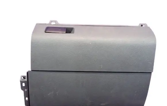 Volkswagen Touran I Glove box