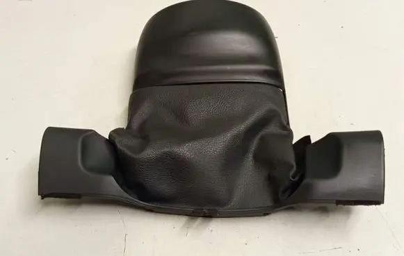 Steering wheel column trim
