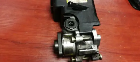 BMW 5 E39 Power steering pump 1095749