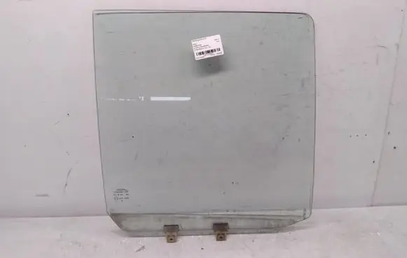 Opel Frontera B Rear door window glass