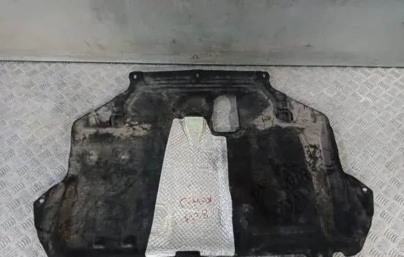 Ford Grand C-MAX Engine splash shield/under tray 
