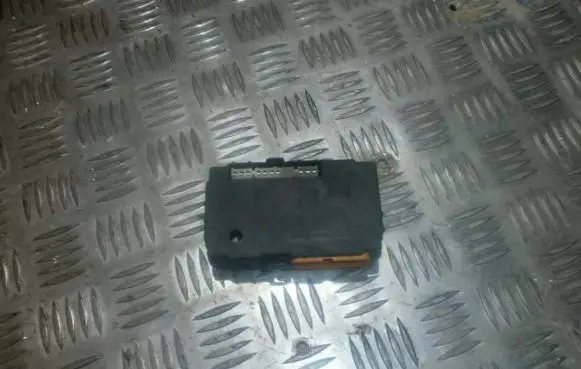 Toyota Avensis T220 Other control units/modules 8264105011