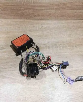 Mazda 626 Alarm control unit/module 20ACB