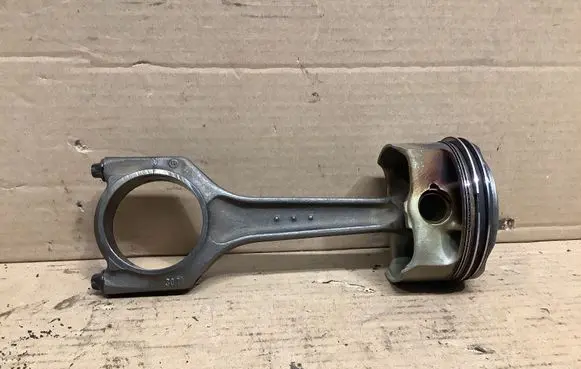 BMW 3 E90 E91 Piston with connecting rod 7542057