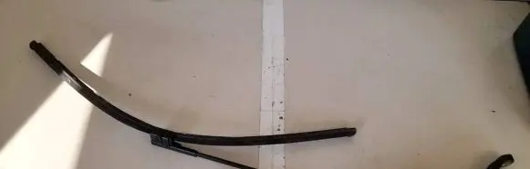 Peugeot 407 Front wiper blade arm 74560