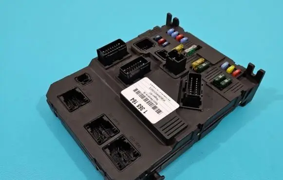 Peugeot 407 Central body control module S120104700 IMPRK1368164
