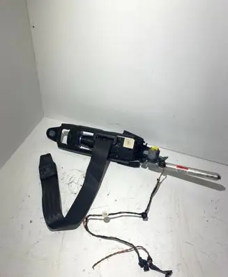 Volvo C30 Front seatbelt 30642223