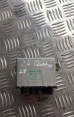 Audi A6 S6 C4 4A Other control units/modules 893919173