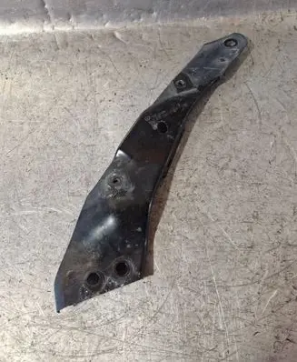 Radiator support slam panel bracket