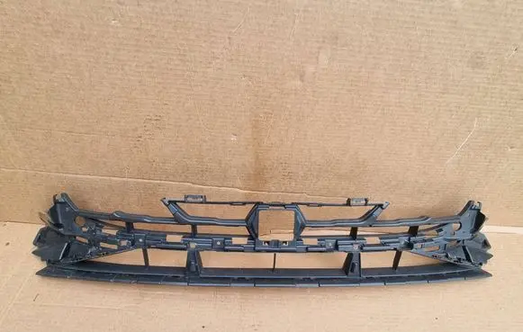 Audi A3 8Y Front bumper upper radiator grill 8Y0807647E