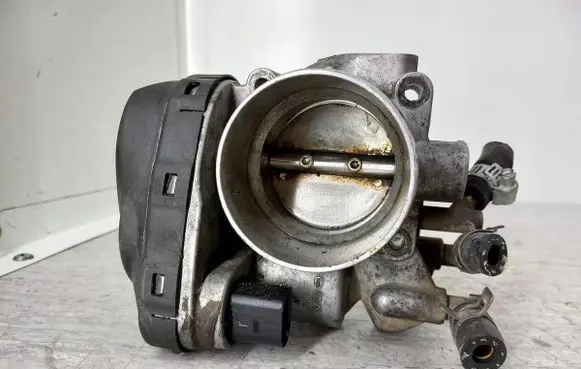Audi A3 S3 8L Throttle body valve 