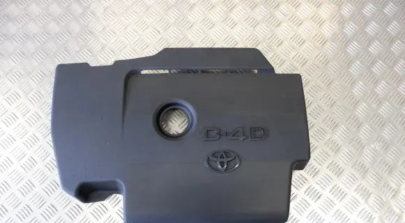 Toyota Verso Engine cover (trim) 126110R081 126110R082