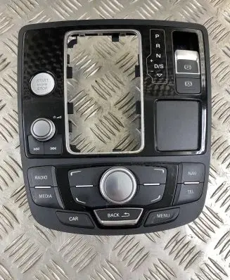 Head unit multimedia control