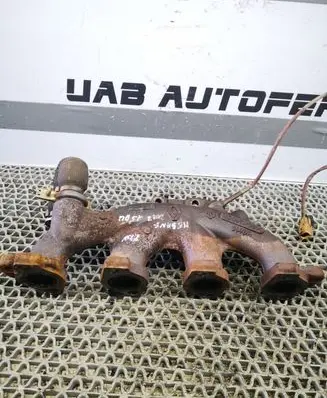 Renault Megane IV Exhaust manifold 40042975R