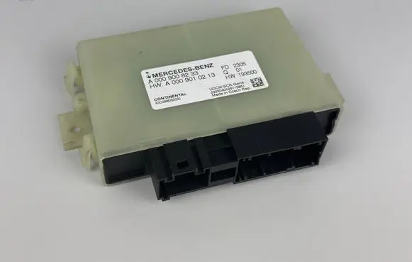 Mercedes-Benz E W213 Adblue control unit A0009008233 A0009010213 A3C0998350000