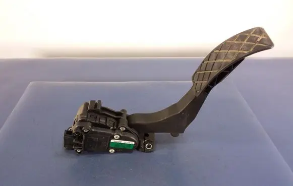 Skoda Fabia Mk2 (5J) Accelerator throttle pedal 6Q1721503M