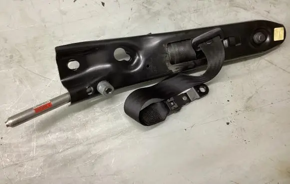 Volvo XC90 Front seatbelt 6003114