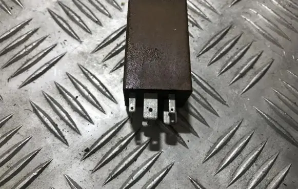 Fiat Stilo Other relay a89000100 b837