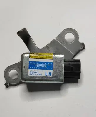 Toyota RAV 4 (XA20) Airbag deployment crash/impact sensor 8983042020 1879001141
