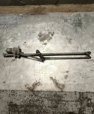 Chrysler Sebring (JS) Front wiper linkage and motor 05303714 F000V010170
