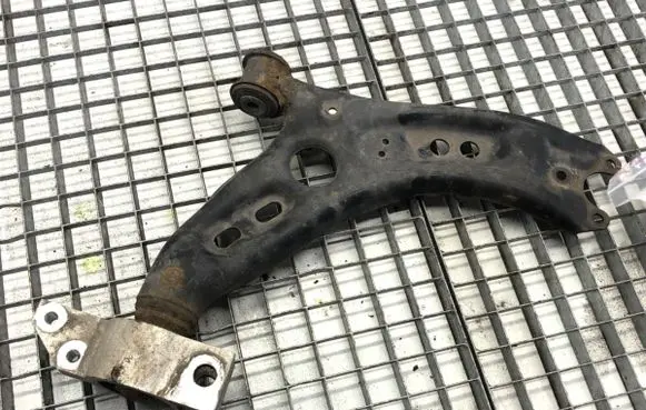 Volkswagen Golf VI Front control arm 1K0407152BC