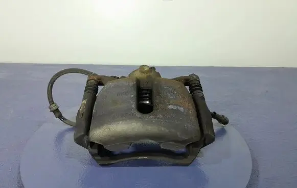 Audi Q2 - Front brake caliper