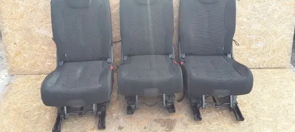 Citroen C4 Grand Picasso Second row seats 
