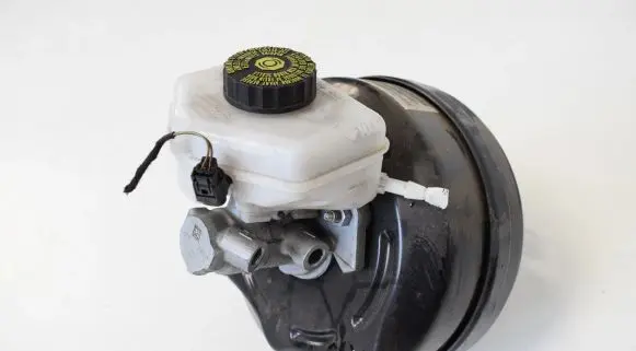 BMW 4 F32 F33 Brake booster 6798423