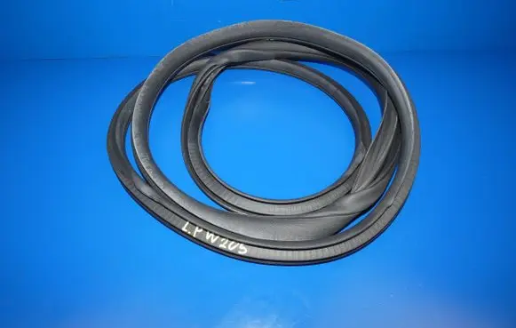 Mercedes-Benz C W205 Front door rubber seal LHW205