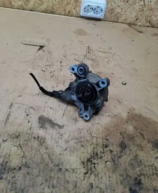Peugeot 407 Vacuum pump D1651C2