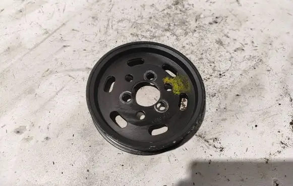 Volkswagen Sharan Power steering pump 038145255B