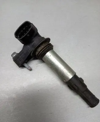 Cadillac CTS High voltage ignition coil 0221604104 12583514