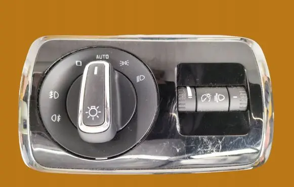 Skoda Superb B8 (3V) Light switch 3T0941431B